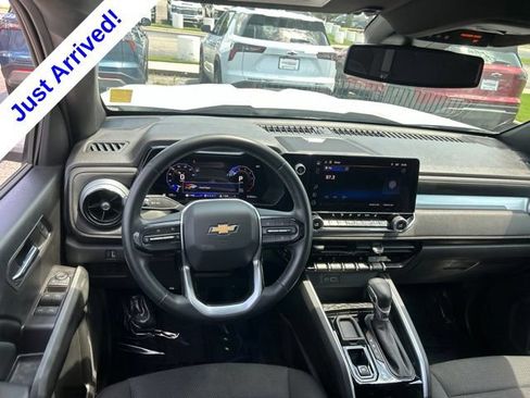 Used 2024 Chevrolet Colorado LT w/ LT Convenience Package II RWD image 26