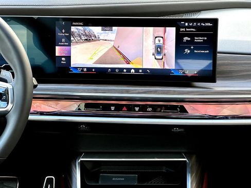 Certified 2025 BMW 740i image 30