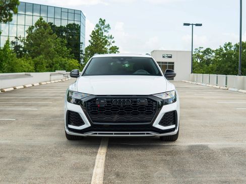 Used 2024 Audi RS Q8 AWD/4WD image 2