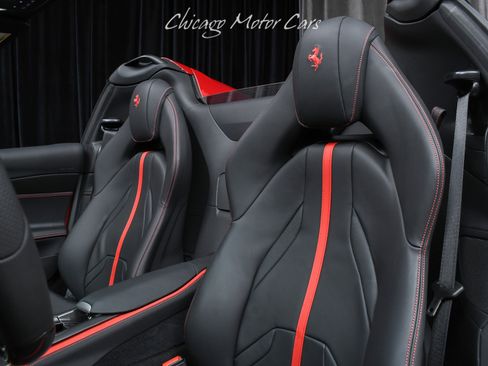 Used 2023 Ferrari 812 GTS RWD image 13