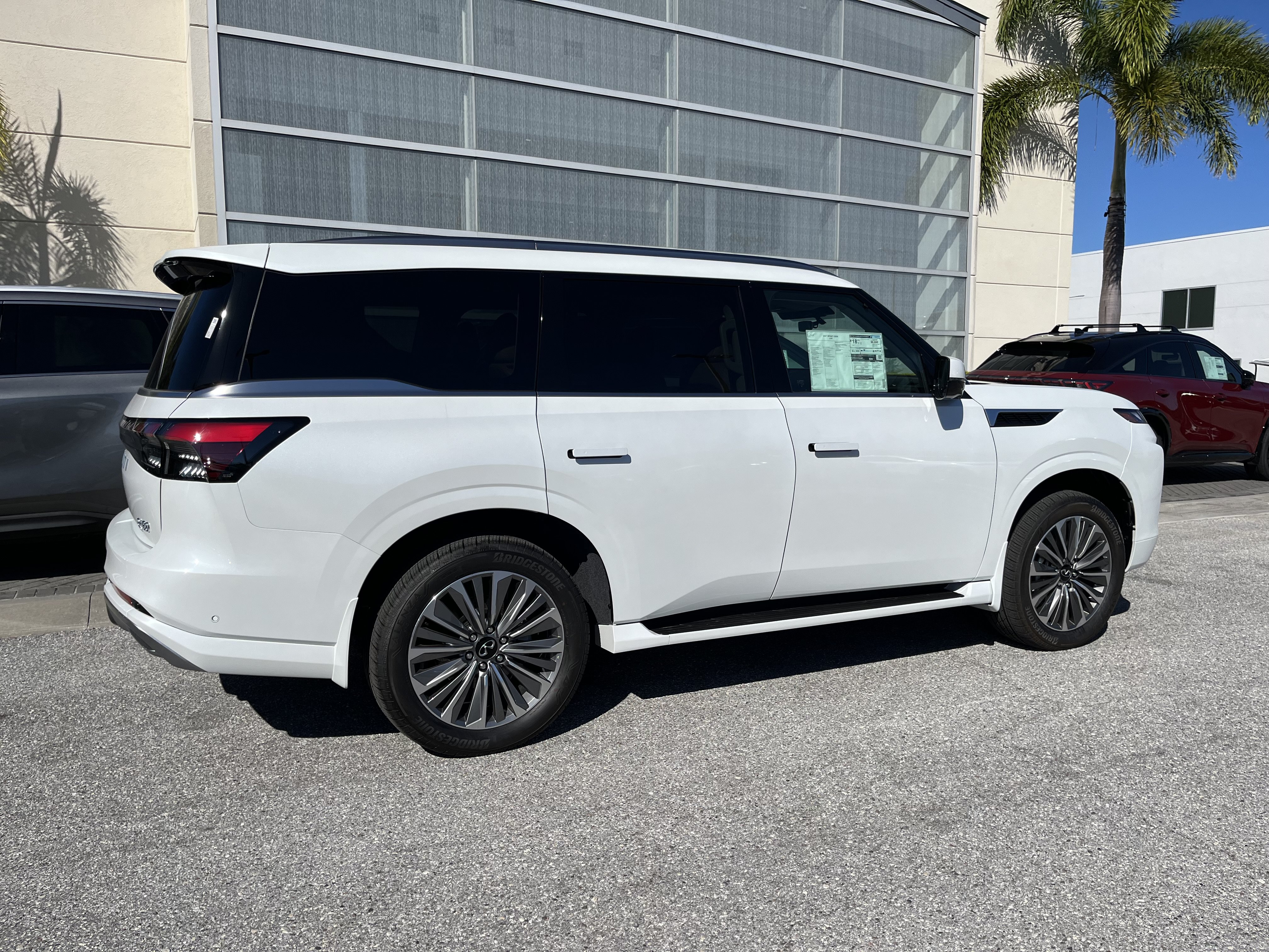 New 2027 INFINITI QX80 Luxe w/ Cargo Package RWD image 5