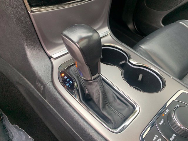 Used 2019 Jeep Grand Cherokee Limited X AWD/4WD image 25