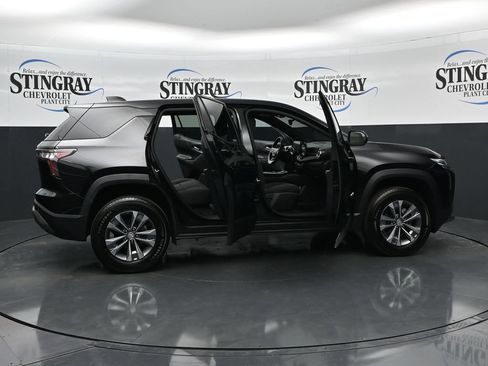 Used 2026 Chevrolet Equinox LT FWD image 36