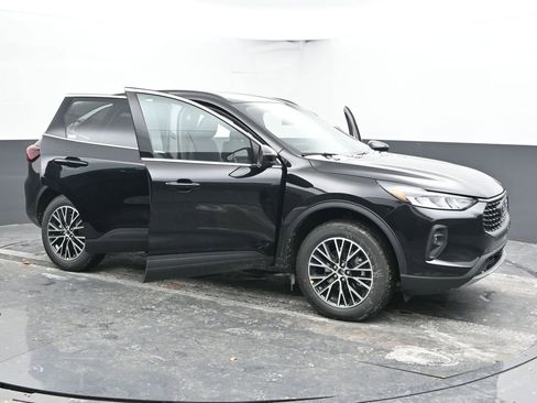 New 2026 Ford Escape SE image 51