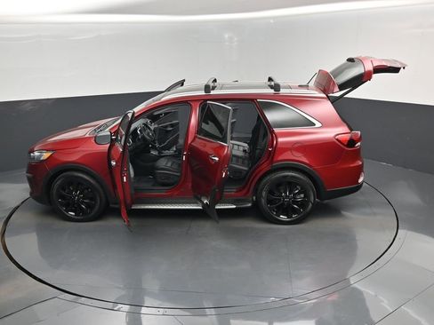 Used 2020 Kia Sorento EX FWD image 17