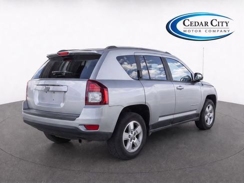 Used 2014 Jeep Compass Sport w/ Power Value Group FWD image 4