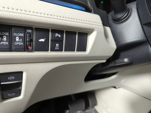 New 2026 Honda Odyssey Touring image 15