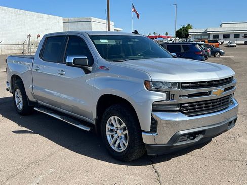 Used 2020 Chevrolet Silverado 1500 LT w/ All-Star Edition image 3