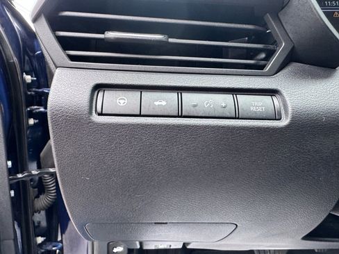 Used 2022 Nissan Altima 2.5 Platinum image 9