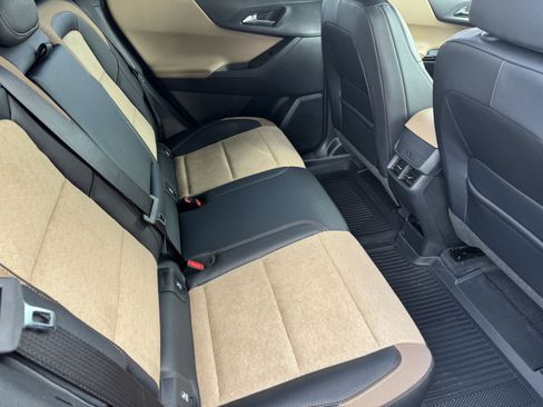 New 2026 Chevrolet Equinox ACTIV w/ Safety and Technology Package image 22