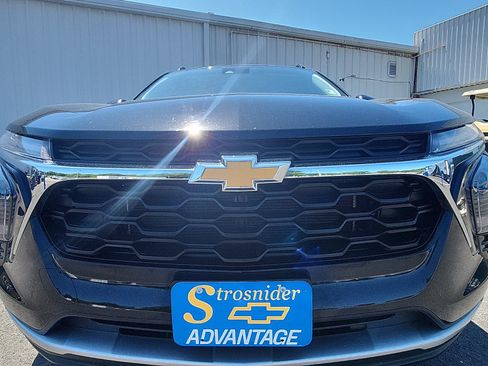 Used 2024 Chevrolet Trax LT w/ Driver Confidence Package FWD image 14