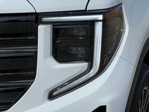 New 2026 GMC Sierra 1500 Elevation AWD/4WD image 40