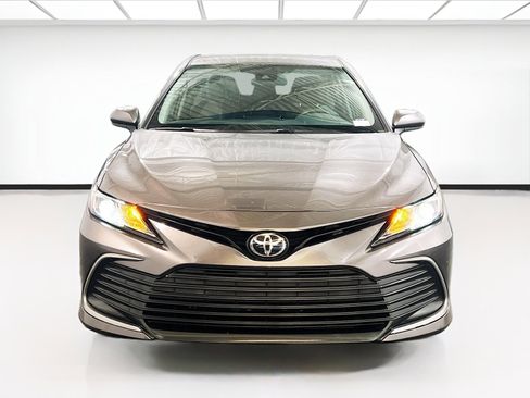 Used 2021 Toyota Camry LE FWD image 2