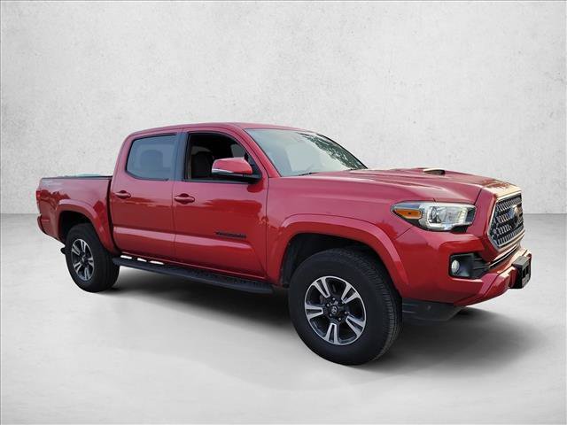 Used 2019 Toyota Tacoma TRD Sport w/ Technology Package RWD image 3