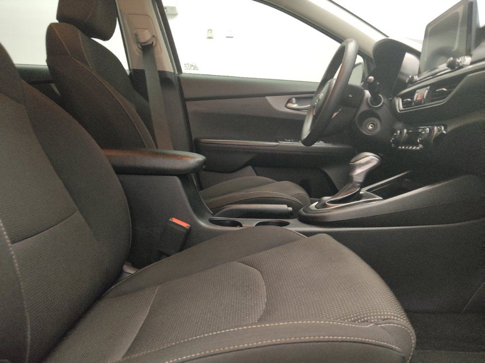 Used 2019 Kia Forte LXS FWD image 21