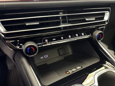 New 2026 Chevrolet Traverse Z71 w/ Enhanced Driving Package image 21