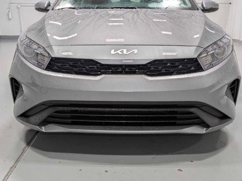 Certified 2023 Kia Forte LXS w/ LXS Technology Package image 2