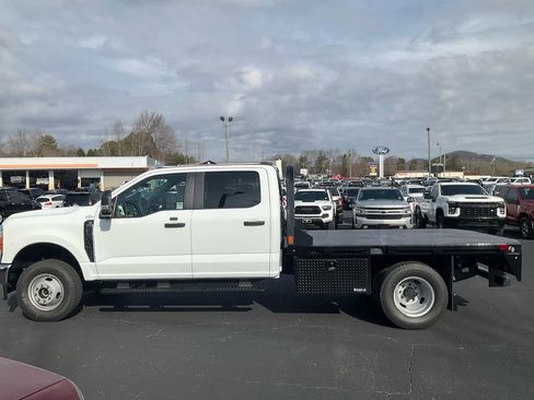 New 2026 Ford F350 XL w/ XL Chrome Package AWD/4WD image 8