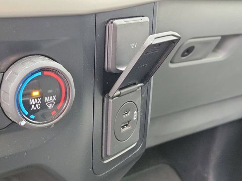 Used 2021 Ford F150 XLT AWD/4WD image 34