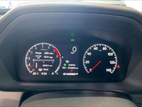 Used 2025 Honda Ridgeline Black Edition image 7