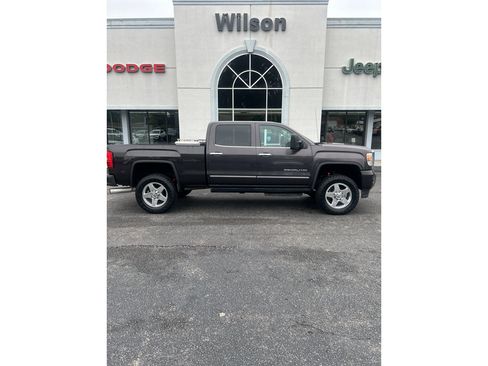 Used 2015 GMC Sierra 2500 Denali w/ Duramax Plus Package AWD/4WD image 1