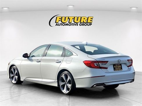 Used 2020 Honda Accord Touring image 7