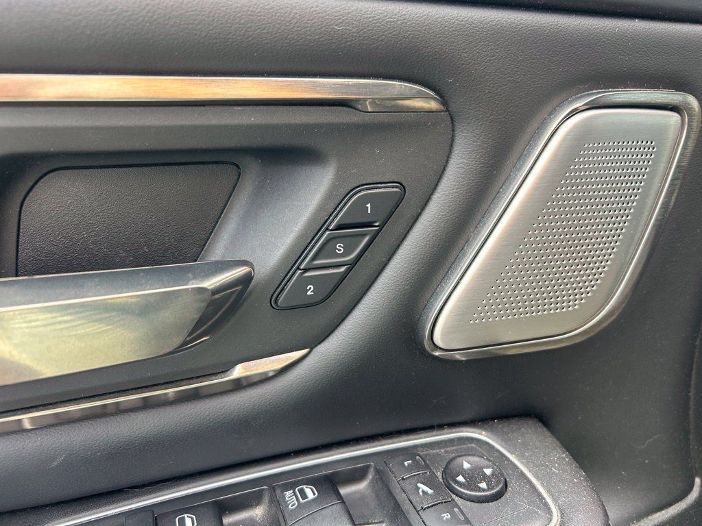 Used 2020 RAM 1500 Limited AWD/4WD image 13