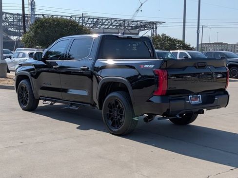 Used 2023 Toyota Tundra SR5 AWD/4WD image 9