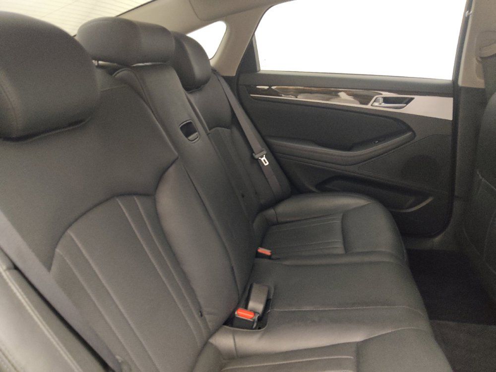 Used 2018 Genesis G80 3.8 RWD image 19
