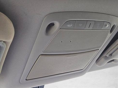 Used 2017 Nissan Pathfinder SL FWD image 17