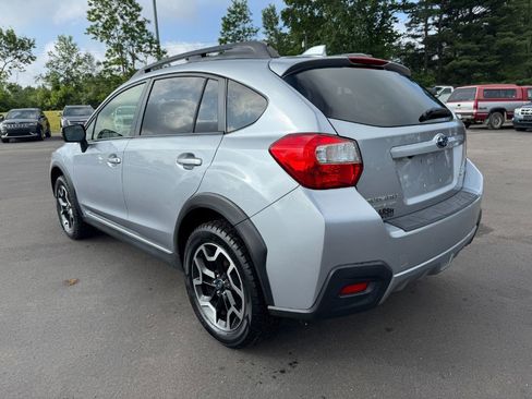 Used 2017 Subaru Crosstrek 2.0i Limited AWD/4WD image 3