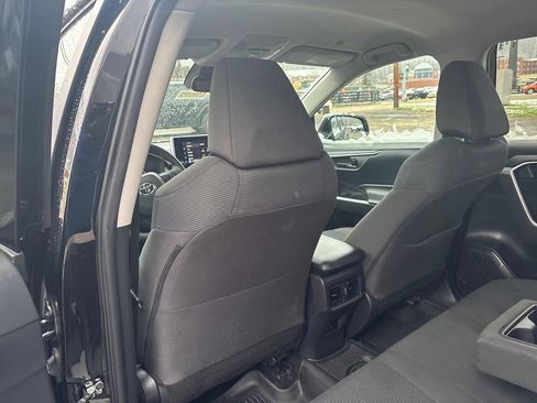 Used 2023 Toyota RAV4 LE image 23