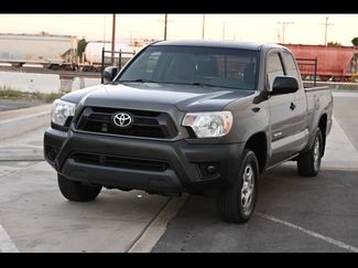 Used 2015 Toyota Tacoma 2WD Access Cab image 1