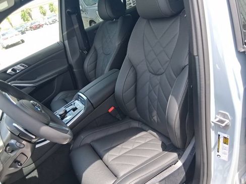 New 2026 BMW X5 sDrive40i w/ M Sport Package RWD image 14