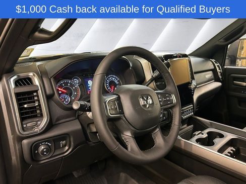 New 2026 RAM 2500 Big Horn AWD/4WD image 12