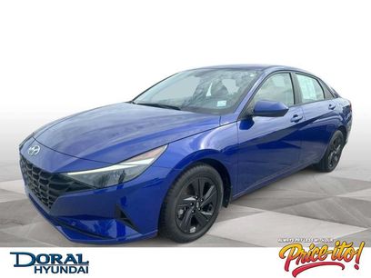 Used 2023 Hyundai Elantra SEL w/ Cargo Package