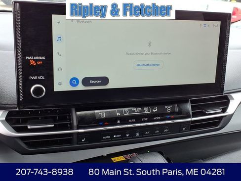 Used 2025 Toyota Sienna XLE FWD image 22