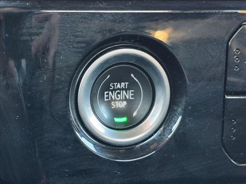 Used 2022 Chevrolet Silverado 1500 LT RWD image 14