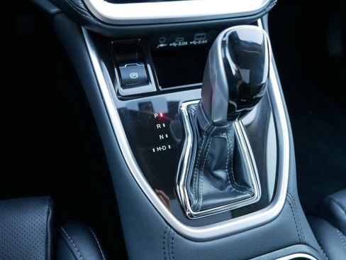 Used 2023 Subaru Outback Limited image 24