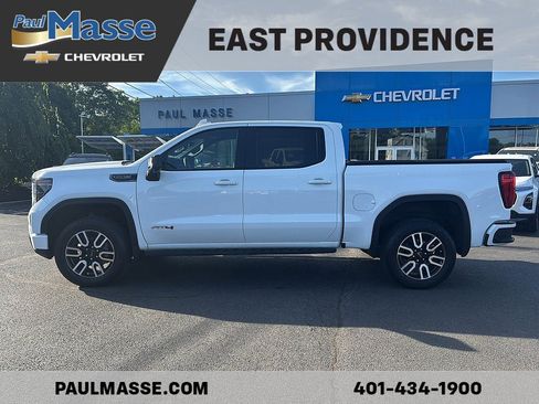 Certified 2023 GMC Sierra 1500 AT4 w/ Technology Package AWD/4WD image 4
