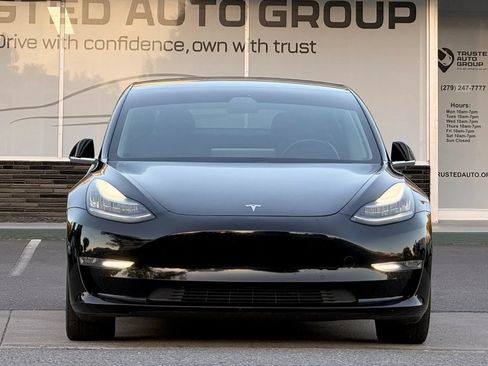 Used 2019 Tesla Model 3 Performance AWD/4WD image 3
