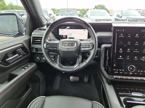 Certified 2025 GMC Yukon AT4 Ultimate AWD/4WD image 37