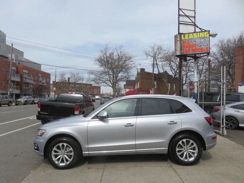 Used 2016 Audi Q5 2.0T Premium Plus w/ Technology Package image 7
