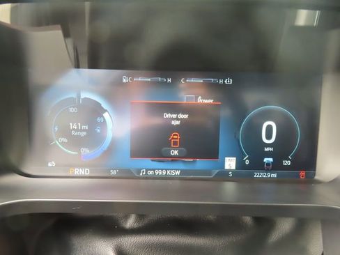 Used 2022 Ford F150 Lightning Lariat AWD/4WD image 21