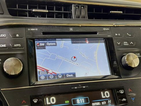 Used 2018 Toyota Avalon Limited w/ Carpet Mat Package FWD image 16