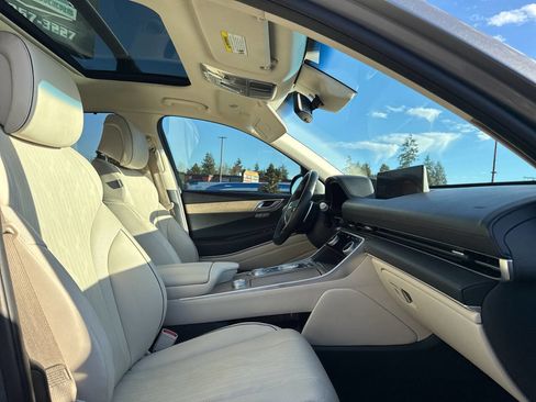 Used 2022 Genesis GV80 3.5T w/ Advanced Package 06 image 11