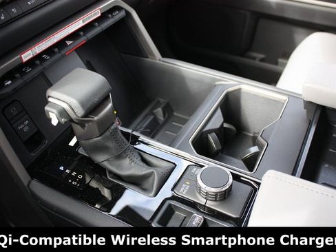 New 2025 Toyota Tundra Limited image 24