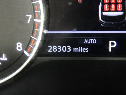 Certified 2025 Nissan Pathfinder SV AWD/4WD image 28