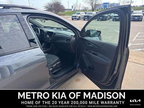 Used 2022 Chevrolet Equinox RS w/ RS Leather Package AWD/4WD image 37
