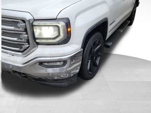 Used 2017 GMC Sierra 1500 SLT w/ SLT Premium Package image 6